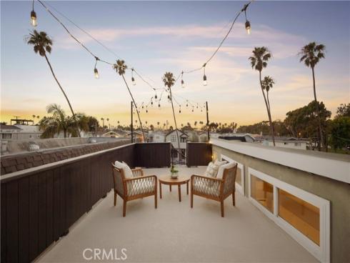 150  13th   Street, Seal Beach, CA