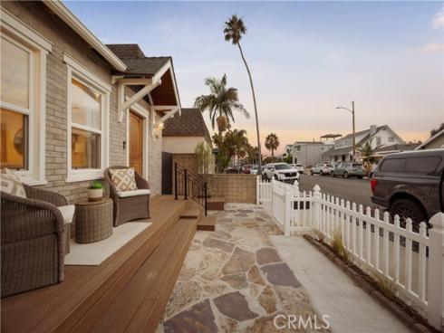 150  13th   Street, Seal Beach, CA