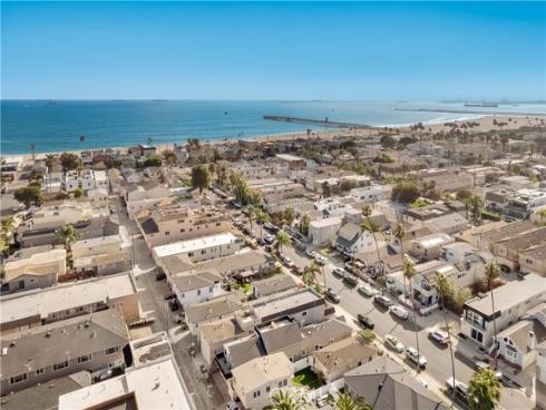 150  13th   Street, Seal Beach, CA