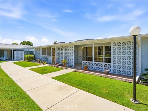 13140  Del Monte  52J-M16  Drive, Seal Beach, CA