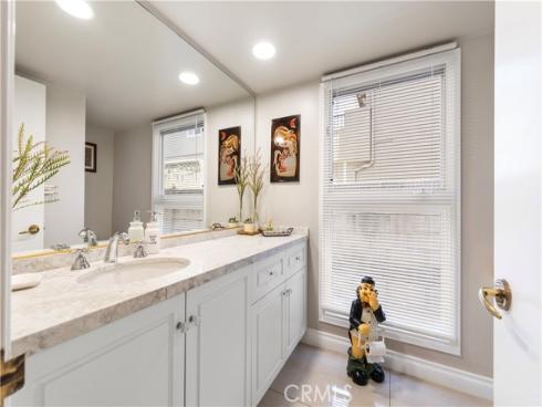 3600 Marigold Street, Seal Beach, CA
