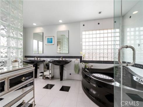 3600 Marigold Street, Seal Beach, CA