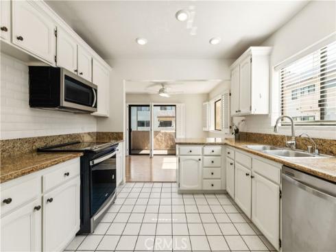 12300  Montecito  25  Road, Seal Beach, CA