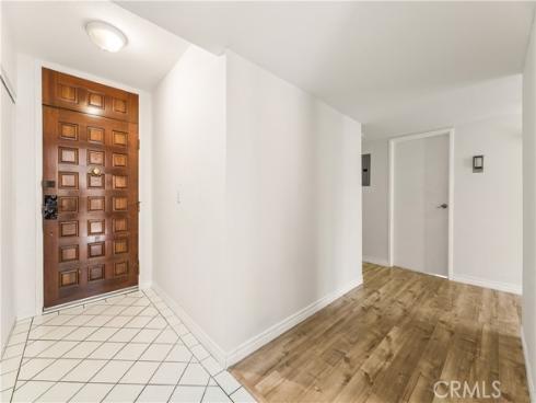 12300  Montecito  25  Road, Seal Beach, CA