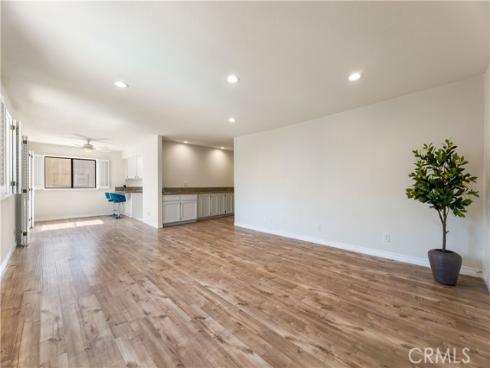 12300  Montecito  25  Road, Seal Beach, CA