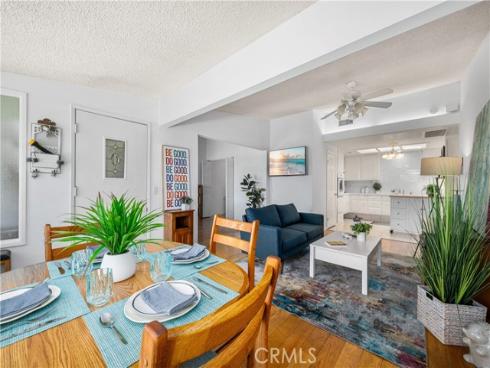 1522  Merion  33J  WayM2, Seal Beach, CA