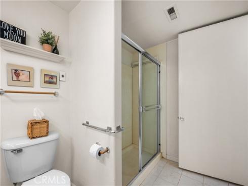1522  Merion  33J  WayM2, Seal Beach, CA