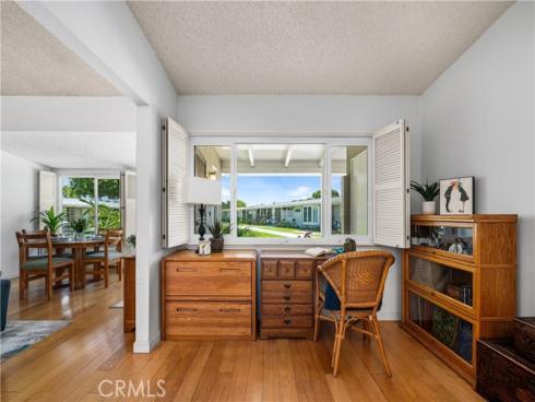 1522  Merion  33J  WayM2, Seal Beach, CA