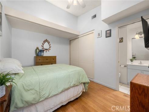 1522  Merion  33J  WayM2, Seal Beach, CA