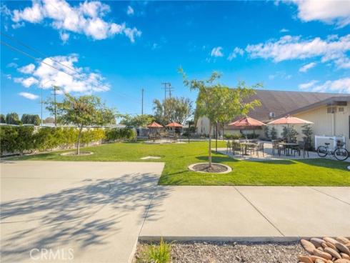 1522  Merion  33J  WayM2, Seal Beach, CA