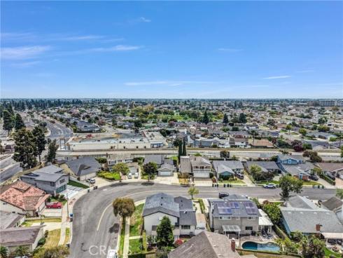 3931  Wisteria Street  , Seal Beach, CA