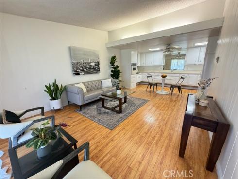 1470 Northwood 243D Road, Seal Beach, CA