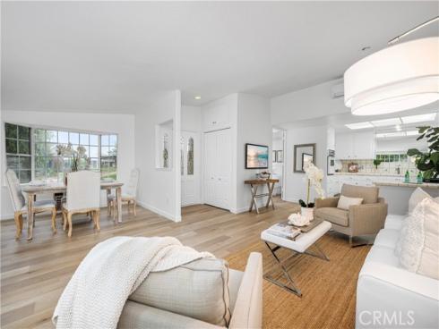 1281  Knollwood  44L , Seal Beach, CA