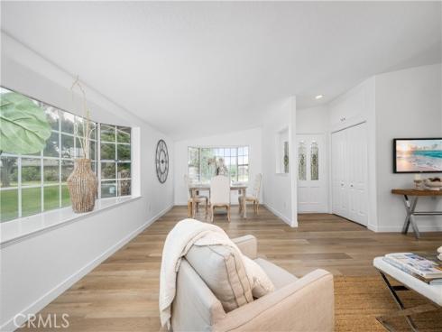1281  Knollwood  44L , Seal Beach, CA