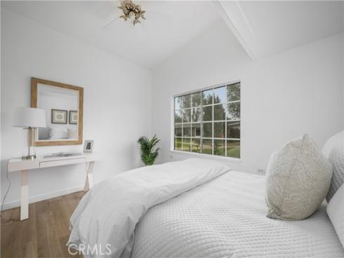 1281  Knollwood  44L , Seal Beach, CA