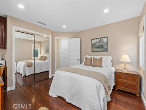4589 Hazelnut Avenue , Seal Beach, CA