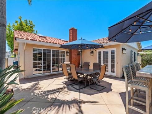 4589 Hazelnut Avenue , Seal Beach, CA