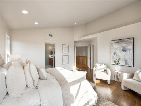 1005  Marvista   Avenue, Seal Beach, CA