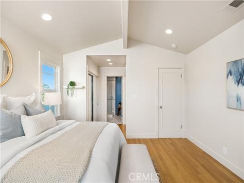 1005  Marvista   Avenue, Seal Beach, CA