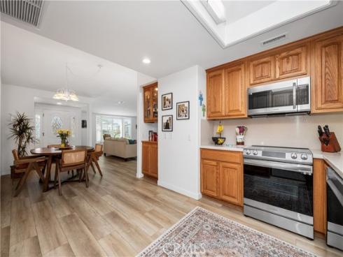 1560  Homewood  114B  RoadM5, Seal Beach, CA