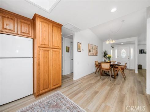 1560  Homewood  114B  RoadM5, Seal Beach, CA