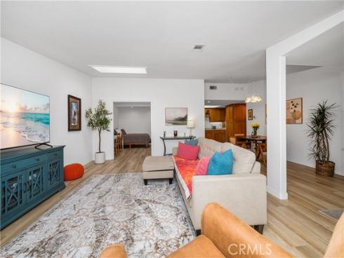 1560  Homewood  114B  RoadM5, Seal Beach, CA