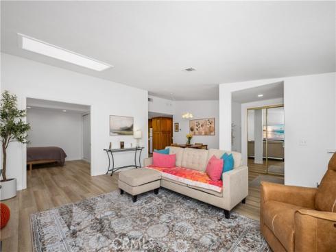 1560  Homewood  114B  RoadM5, Seal Beach, CA