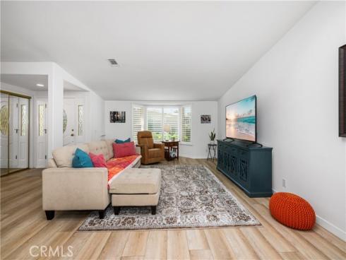 1560  Homewood  114B  RoadM5, Seal Beach, CA