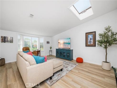 1560  Homewood  114B  RoadM5, Seal Beach, CA