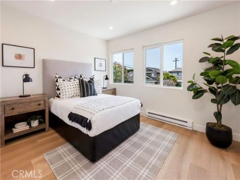 1701  Catalina   Avenue, Seal Beach, CA