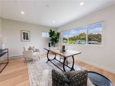 1701  Catalina   Avenue, Seal Beach, CA