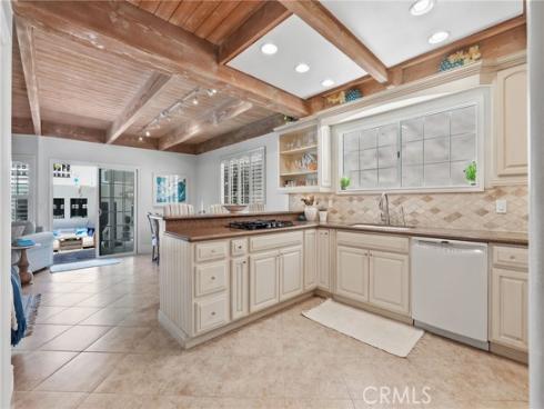 205 4th street , Seal Beach, CA
