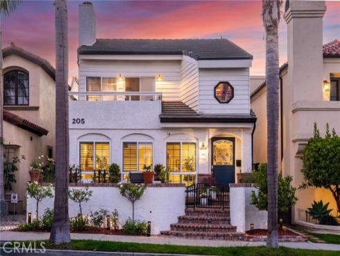 205 4th street , Seal Beach, CA