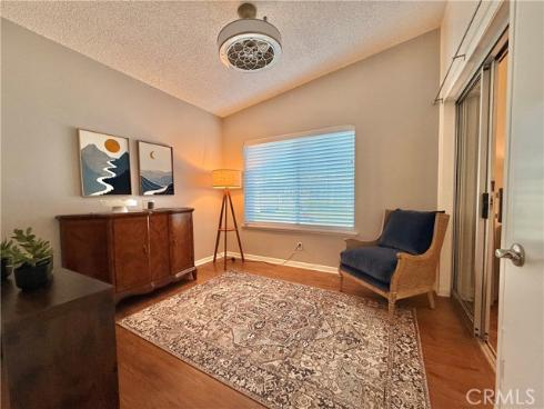 14001  Thunderbird  4L  Drive, Seal Beach, CA