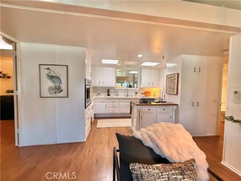 14001  Thunderbird  4L  Drive, Seal Beach, CA