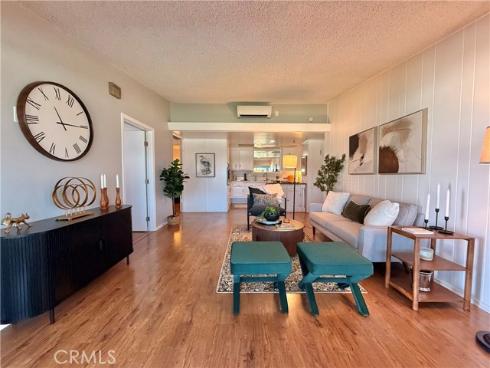 14001  Thunderbird  4L  Drive, Seal Beach, CA