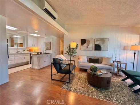 14001  Thunderbird  4L  Drive, Seal Beach, CA