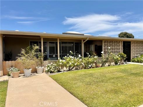 1690  Interlachen  42i  Road, Seal Beach, CA