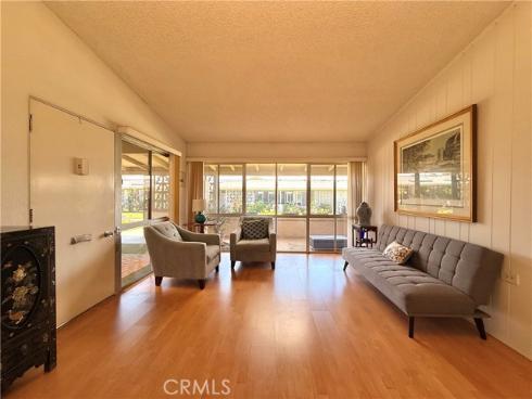 1690  Interlachen  42i  Road, Seal Beach, CA