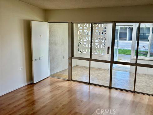 13920  Thunderbird Drive  7-I , Seal Beach, CA