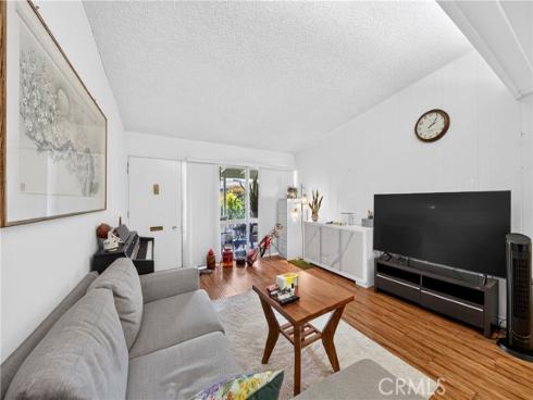13730  Annandale  32-I  Drive, Seal Beach, CA
