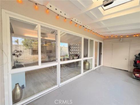 1842  Thunderbird  1D  Drive, Seal Beach, CA