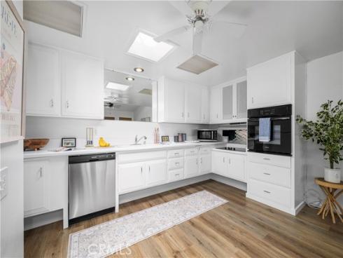 1521  Interlachen  258i , Seal Beach, CA
