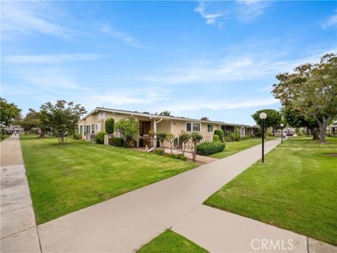 13210  Seaview  250L  M-10, Seal Beach, CA