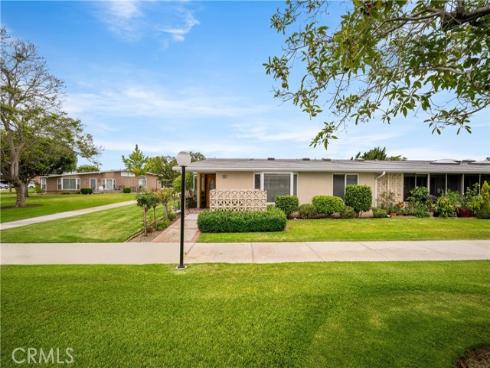 13210  Seaview  250L  M-10, Seal Beach, CA