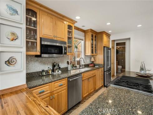 123  13th  1  Street, Seal Beach, CA