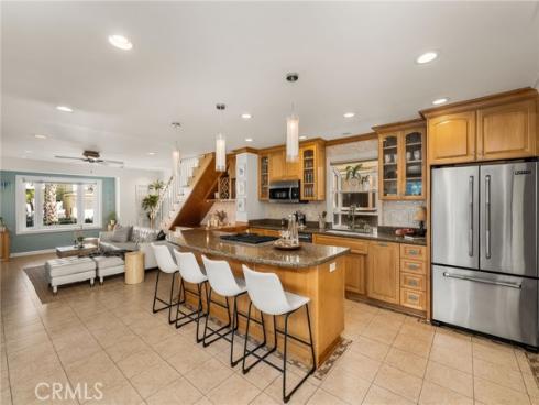 123  13th  1  Street, Seal Beach, CA