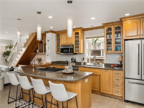 123  13th  1  Street, Seal Beach, CA