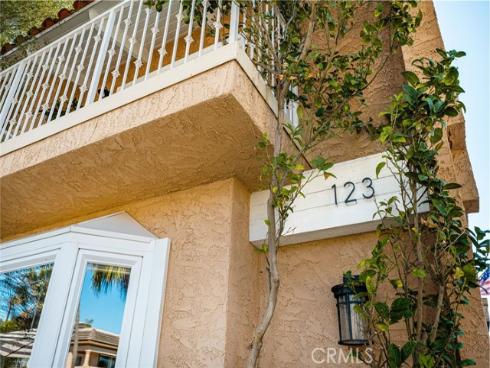 123  13th  1  Street, Seal Beach, CA
