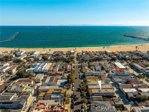 123  13th  1  Street, Seal Beach, CA